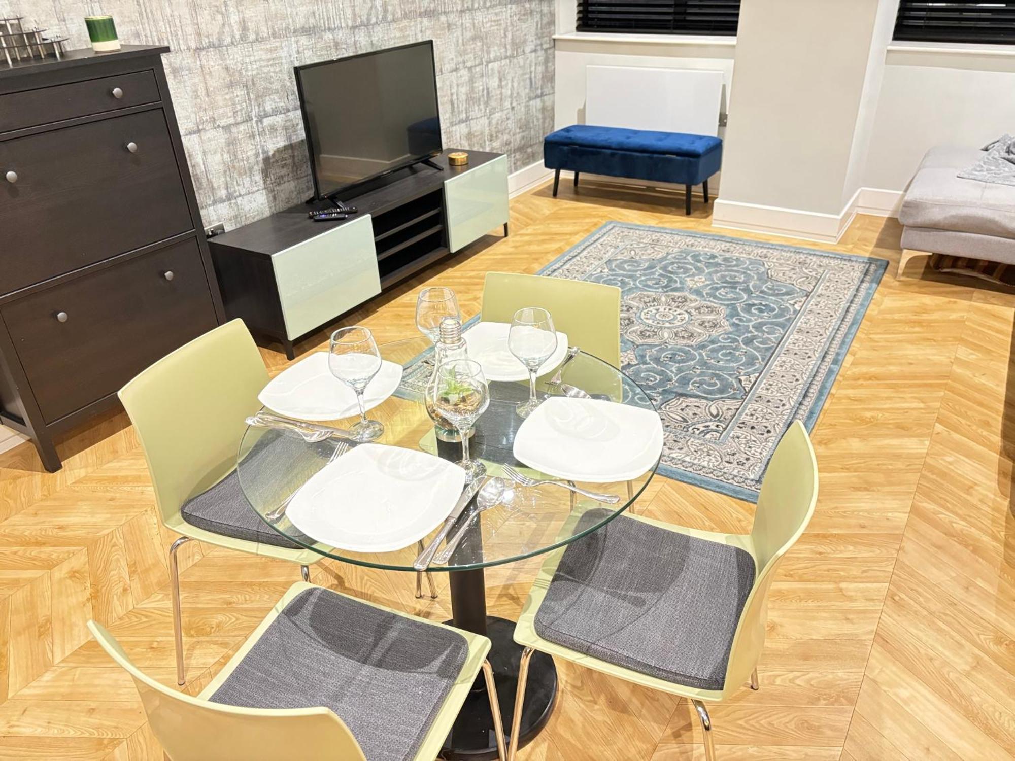Mh Birmingham - 2 Bed 2 Bath Luxury Apartment - Financial District - Local Bar And Dining Deals Available מראה חיצוני תמונה