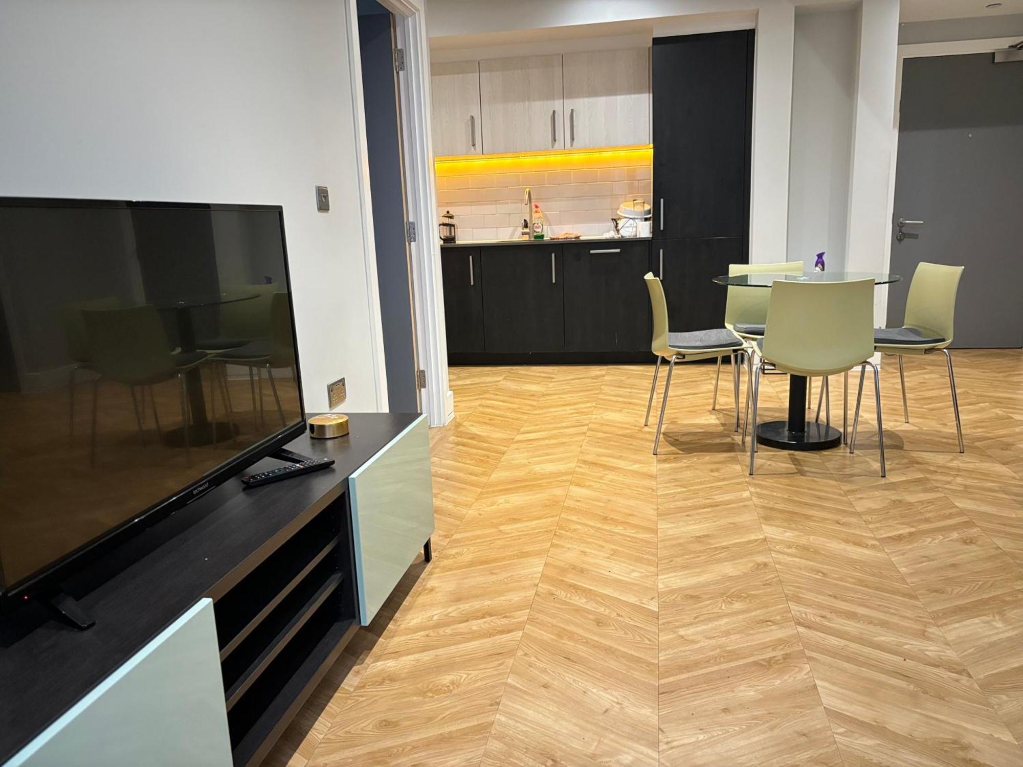 Mh Birmingham - 2 Bed 2 Bath Luxury Apartment - Financial District - Local Bar And Dining Deals Available מראה חיצוני תמונה
