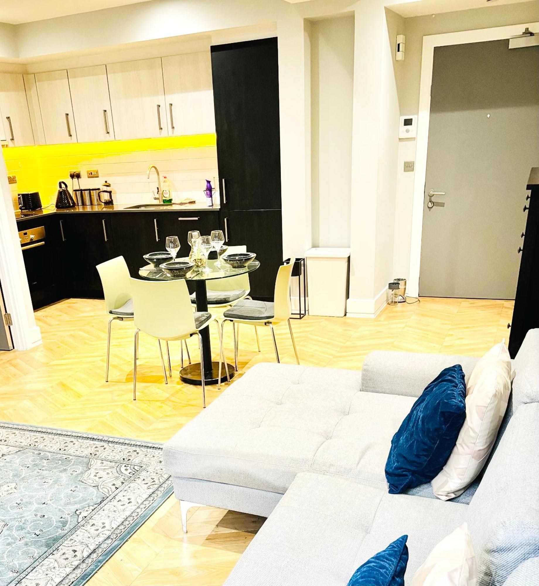 Mh Birmingham - 2 Bed 2 Bath Luxury Apartment - Financial District - Local Bar And Dining Deals Available מראה חיצוני תמונה